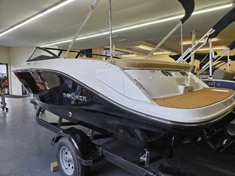 2025 Bayliner V20I US-BLBX3181D525 [photo 3]